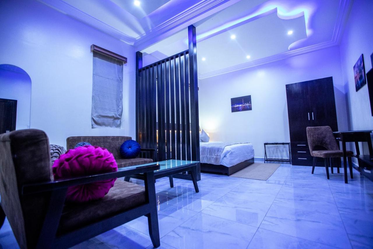 Apartment 79 Hotel & Suite Ikeja Exterior photo
